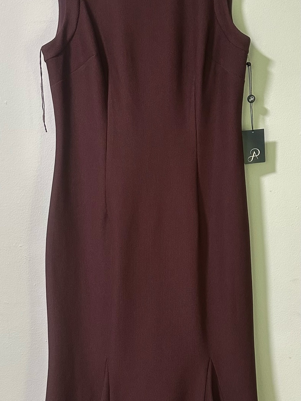 Adrianna Papell Sleeveless Wine Midi Sheath Dress